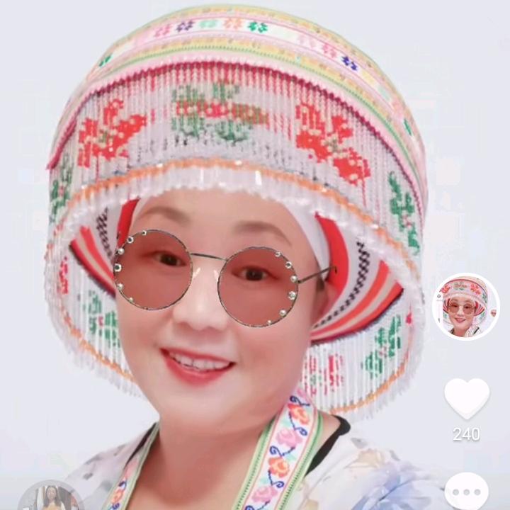 侯树英