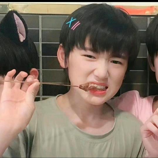 亚蛋不咸