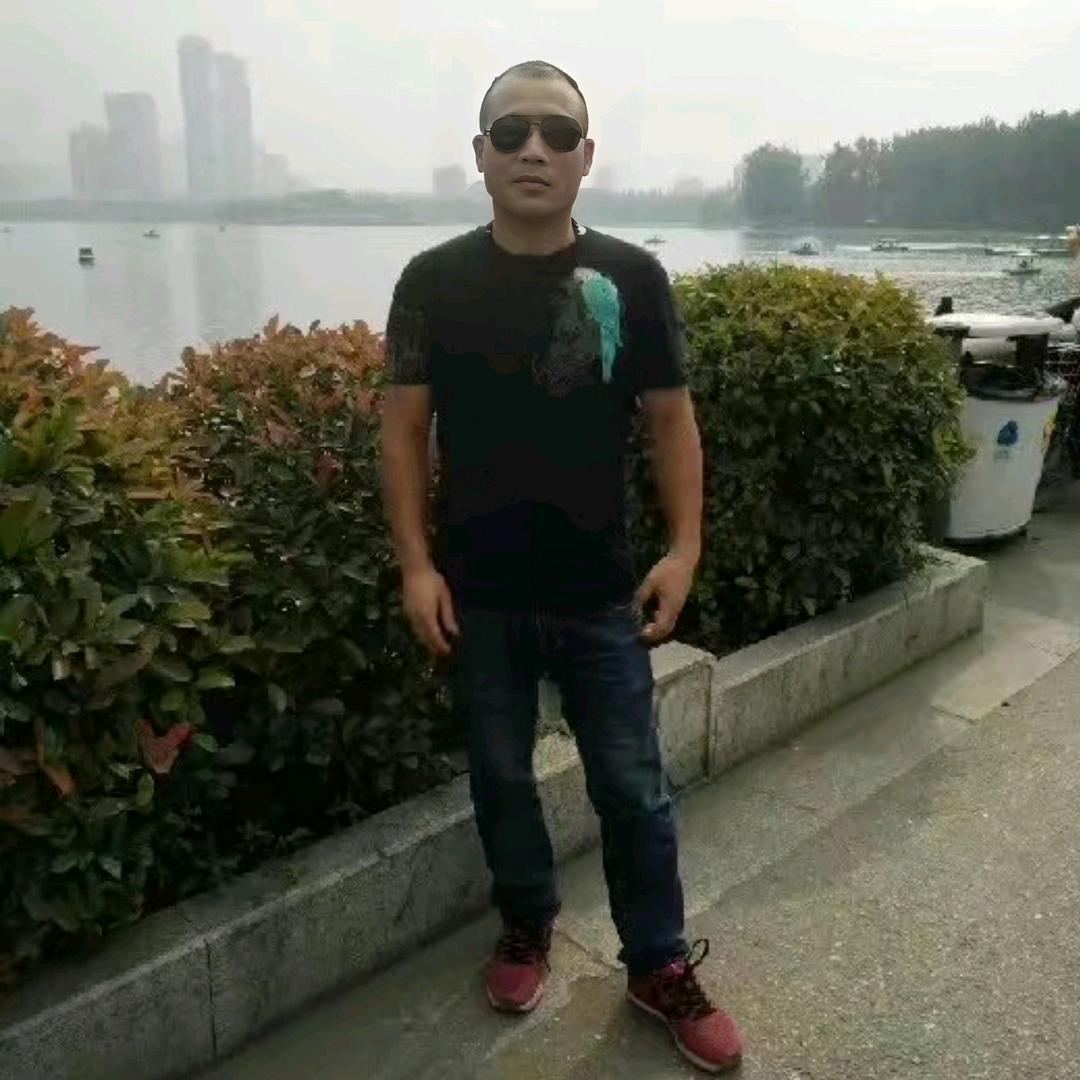 🐲覃🐲三少哥