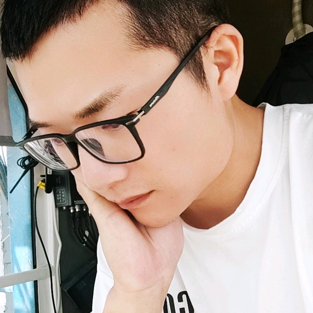 开塔吊的 范教练🍀🍃
