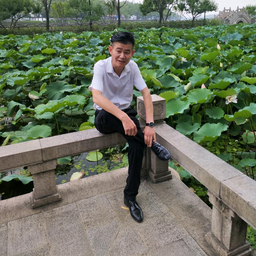 武玉伦比