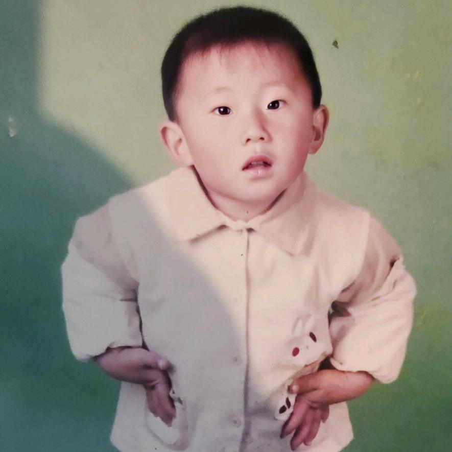 超级无敌勇敢不怕困难的小熊战士🧸