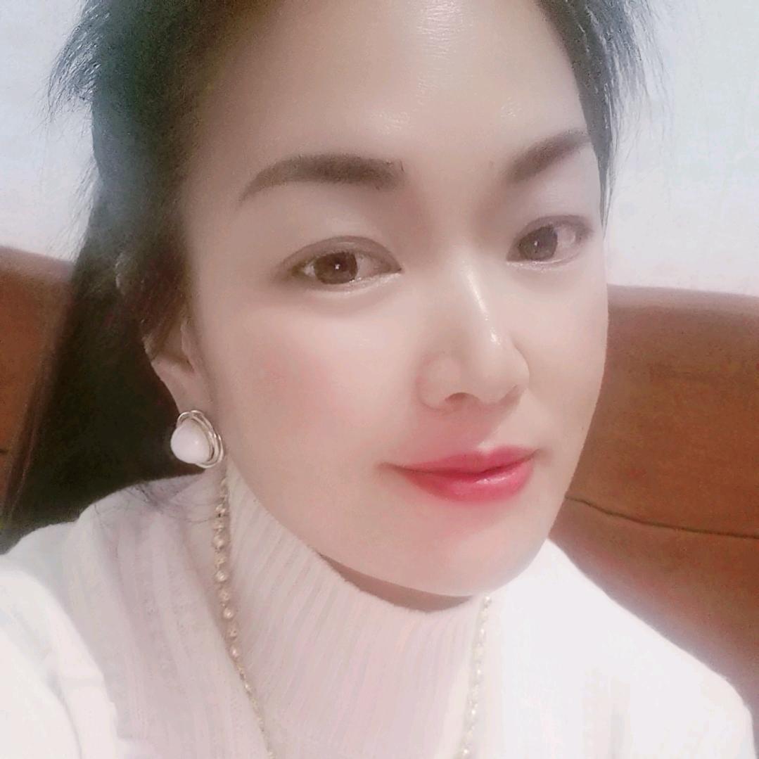 单亲妈妈洁儿