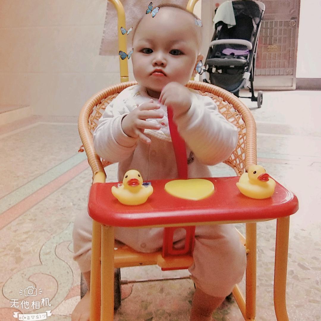 小小彬
