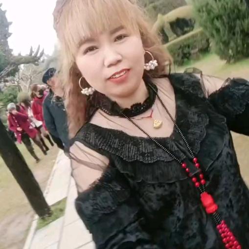 梅梅