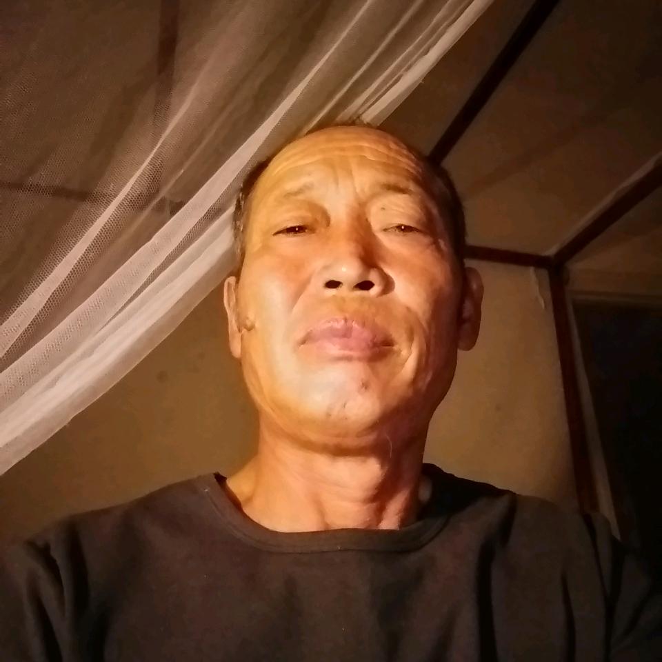 荀西华