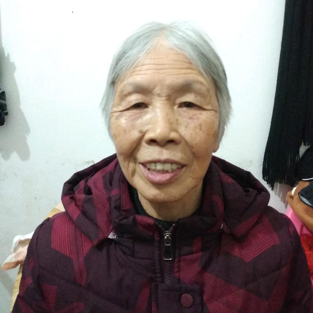 农村奶奶（下午5：50开播）
