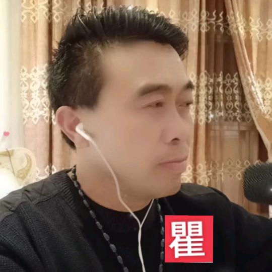 高镇国二摩托修理店
