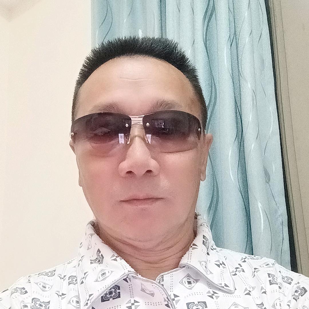 亮哥