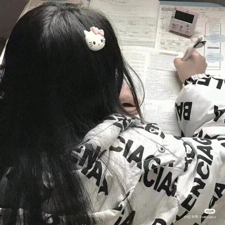 啾咪爱磕糖