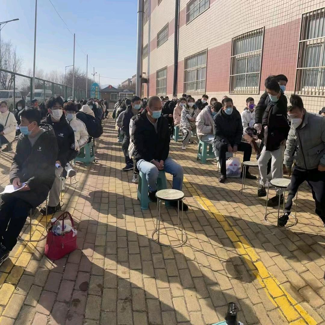 富智康小时工直招芳芳（勇往职前）