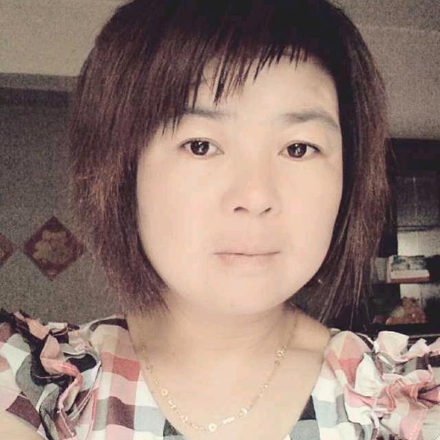 踏雪寻梅