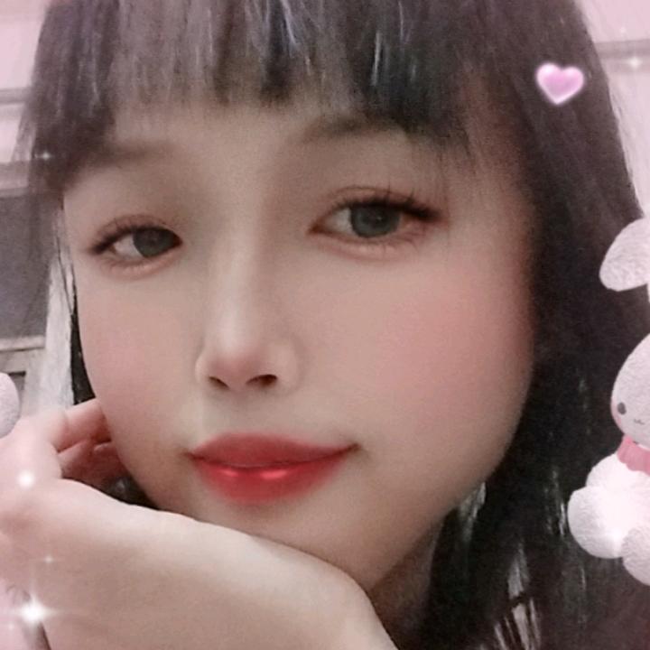 小娟爱喝水