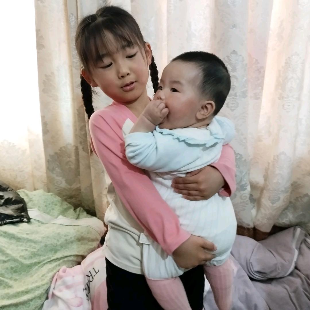 妮