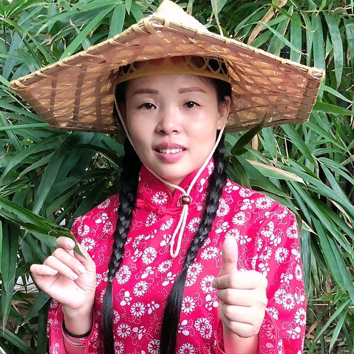 草 帽 姐