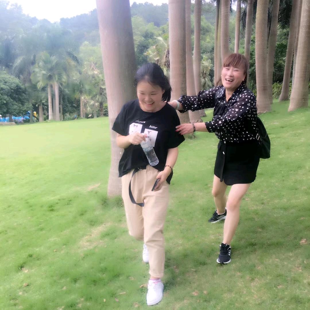 🌈小妞