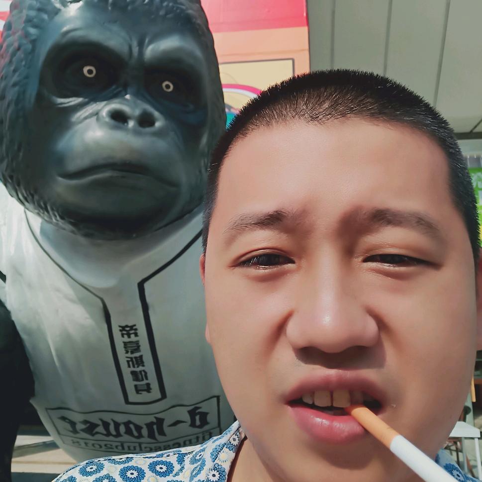 💙吻你耳朵💙