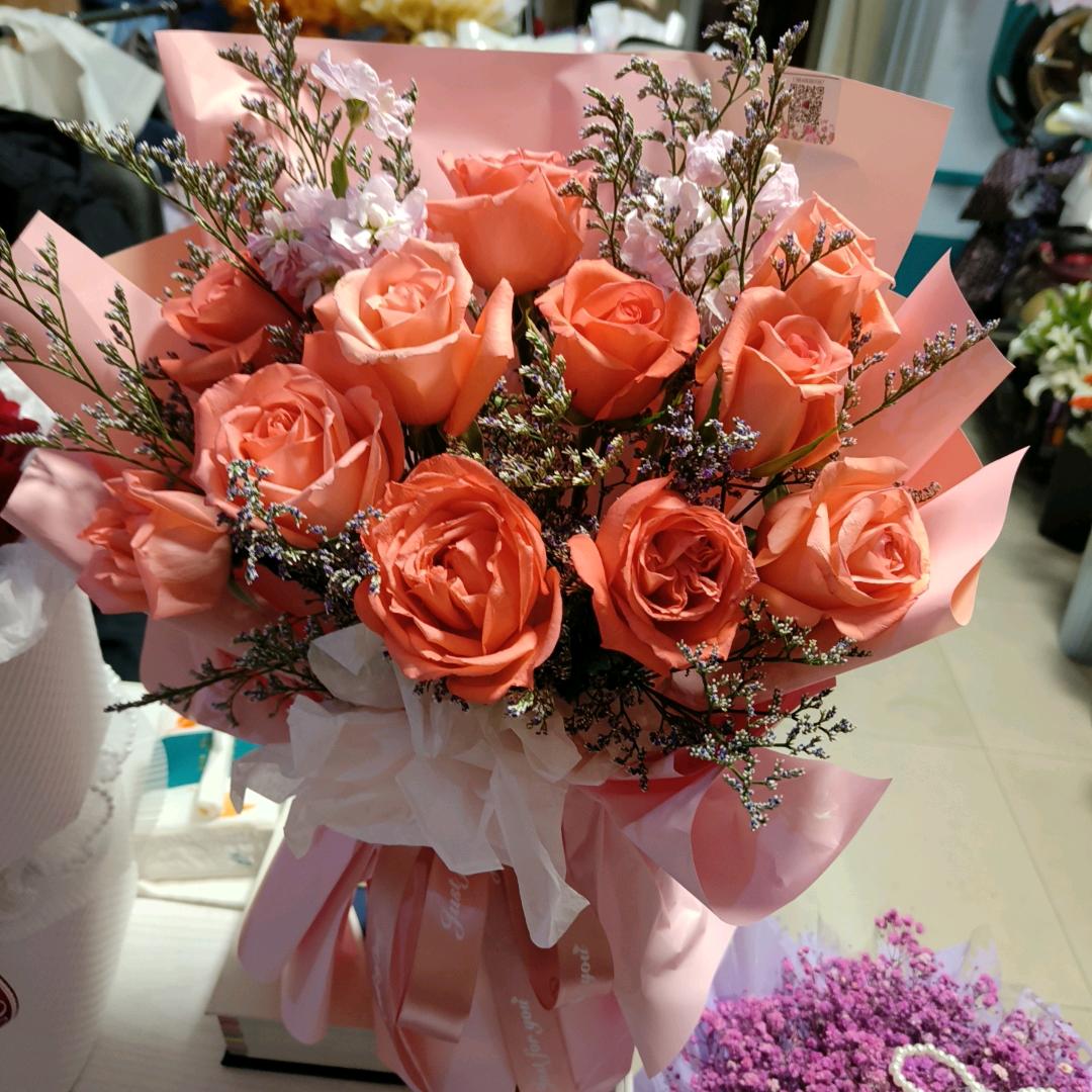 海拉尔区燕子金手指鲜花店