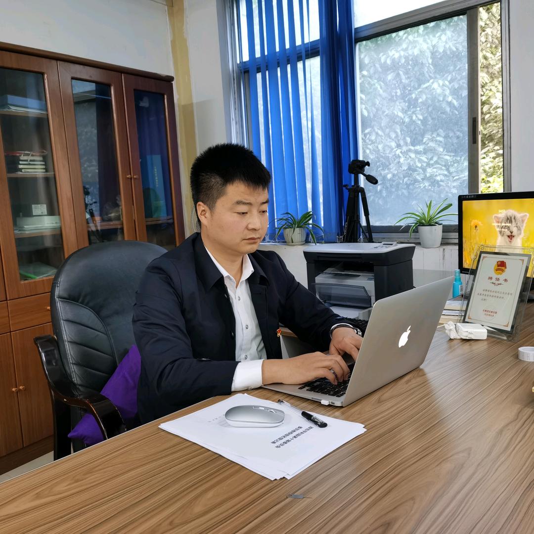 卖手机的朱会长