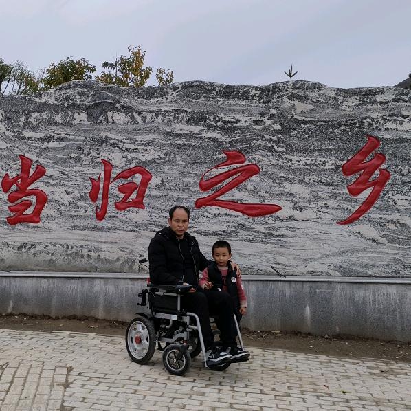 努力的小周（脊髓损伤）