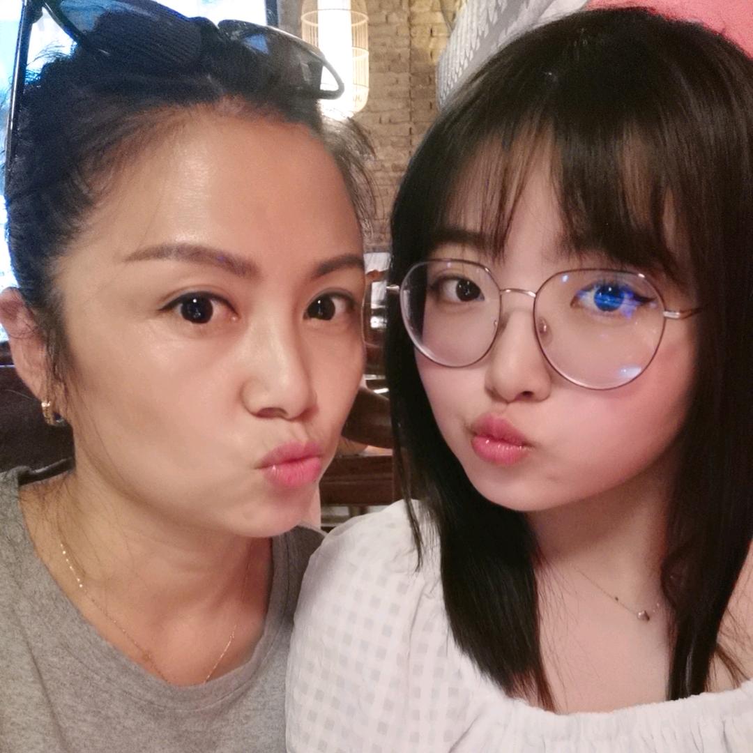 明天会更好👑