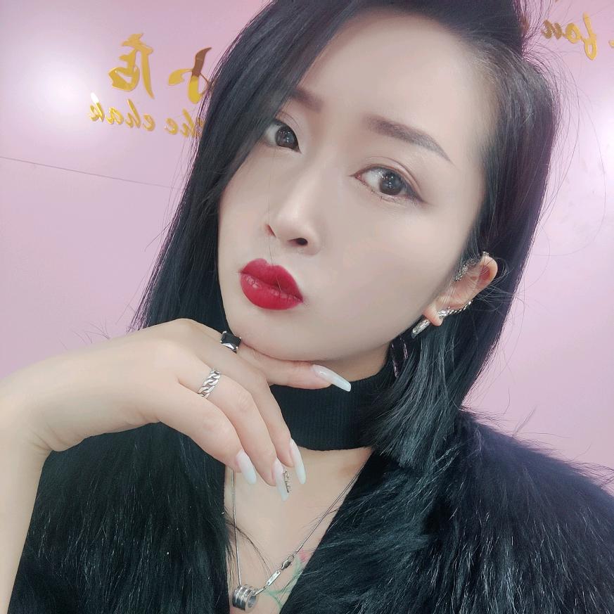 龚家小妞