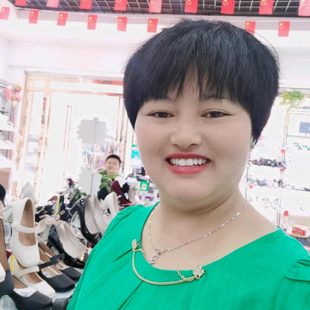 保田新潮鞋业小雪