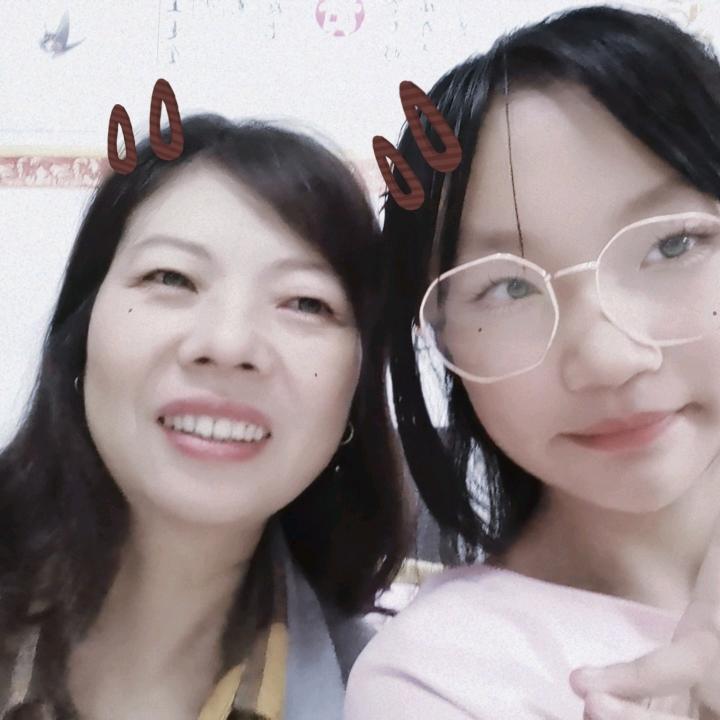 英紫，