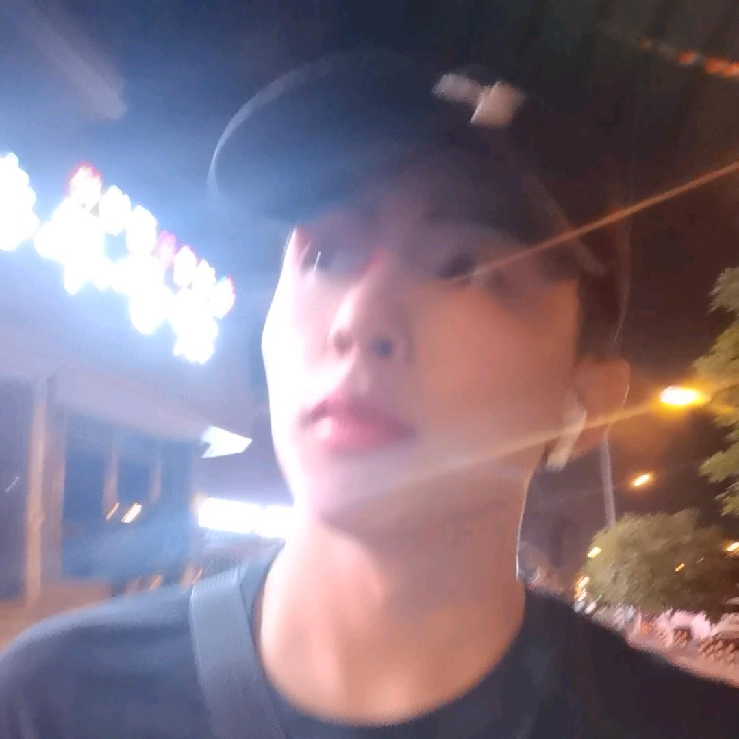 不太聪明的李老师