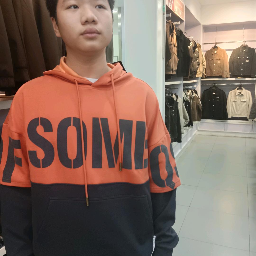 丽华，