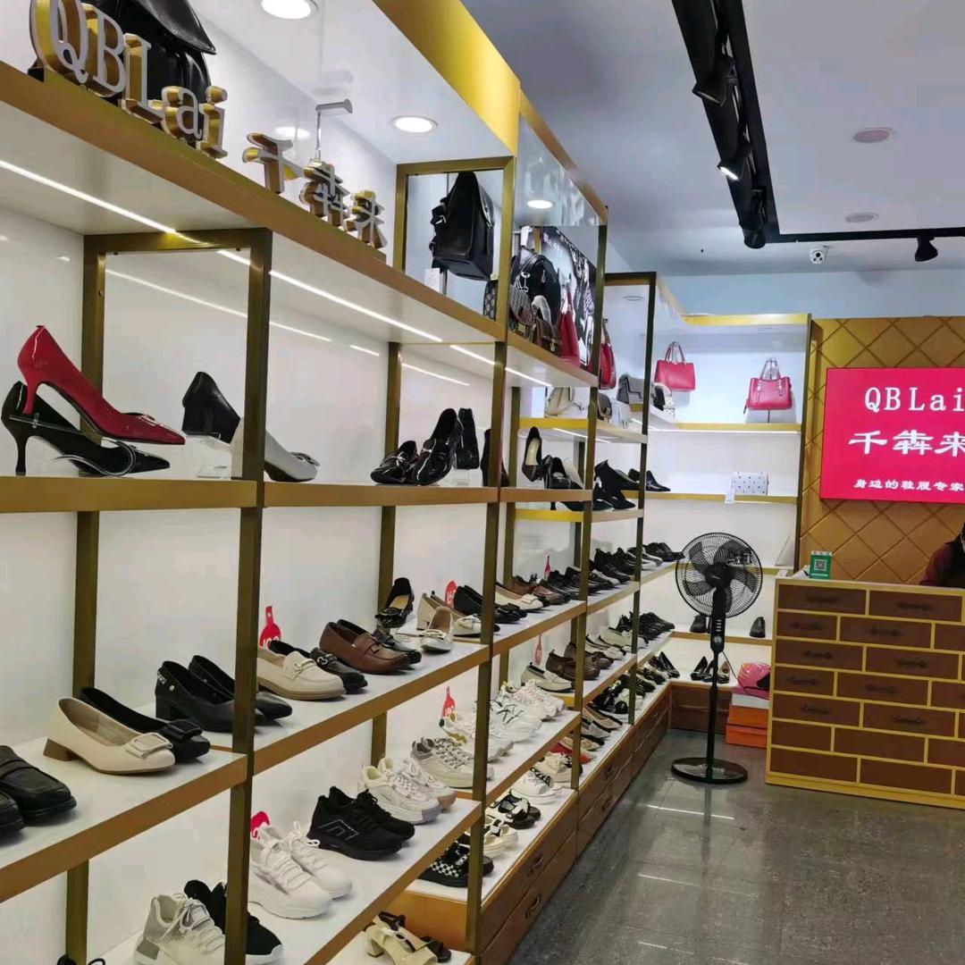 千犇来皮鞋大号