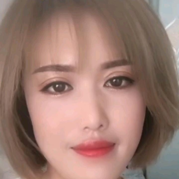 霞宝