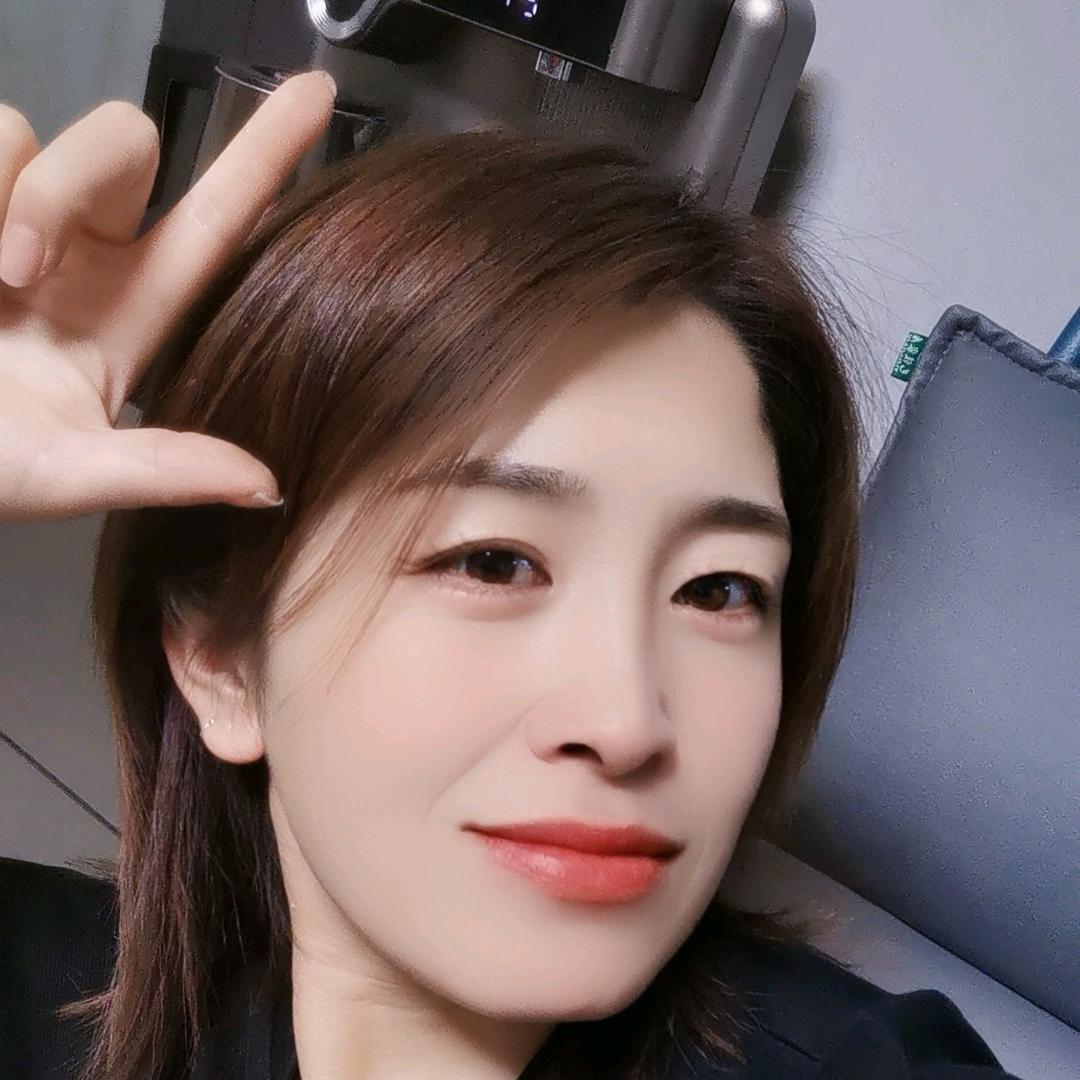 阿丽
