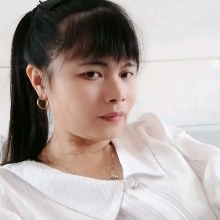水中月
