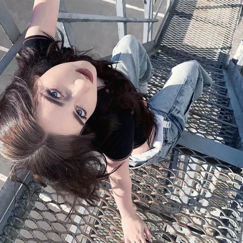 紫 纯.