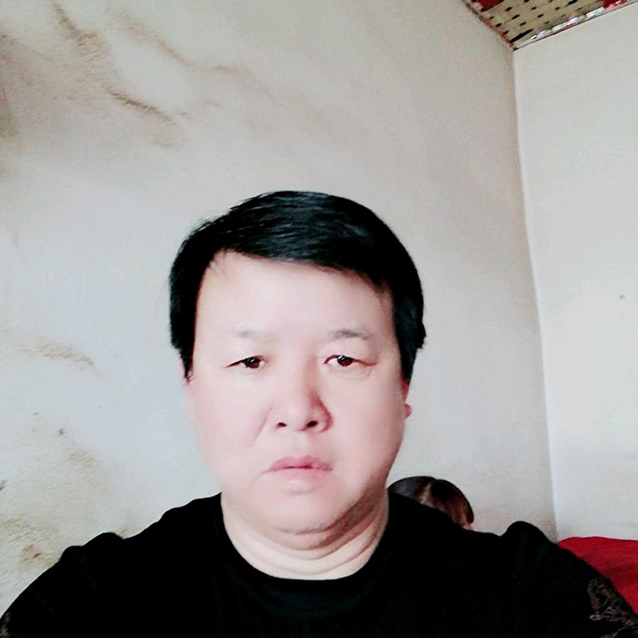 凌军华