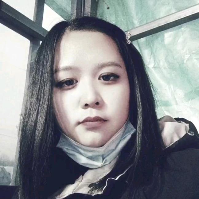 雨生玫瑰香🌹头像