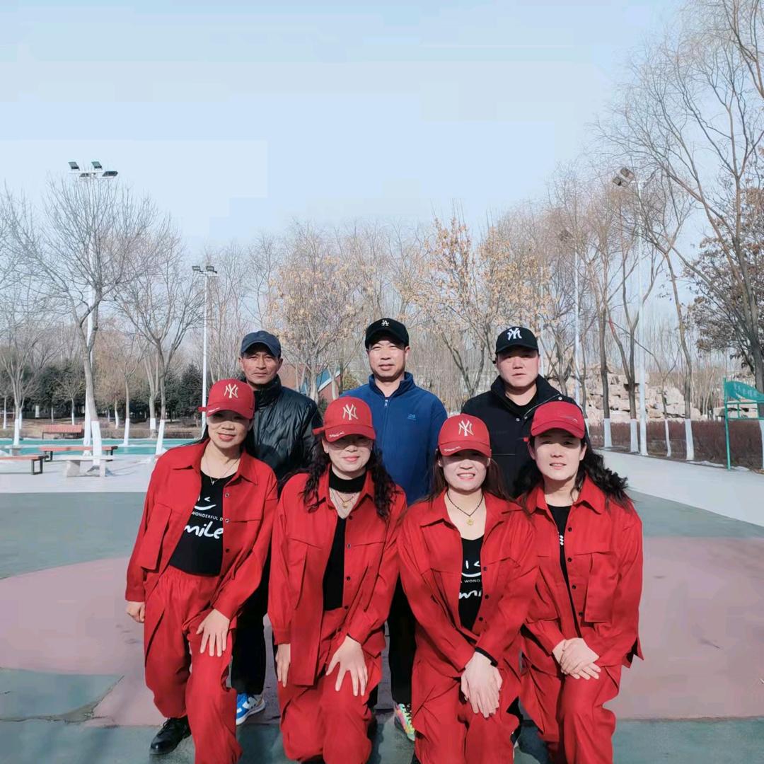 塞上炫曳舞团-英子