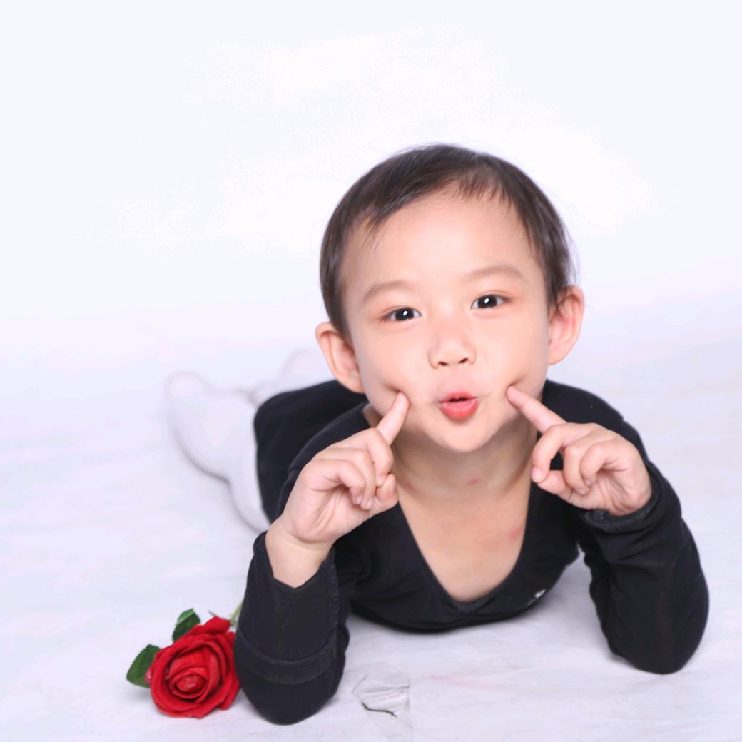 金丝玉帛化妆品专卖店