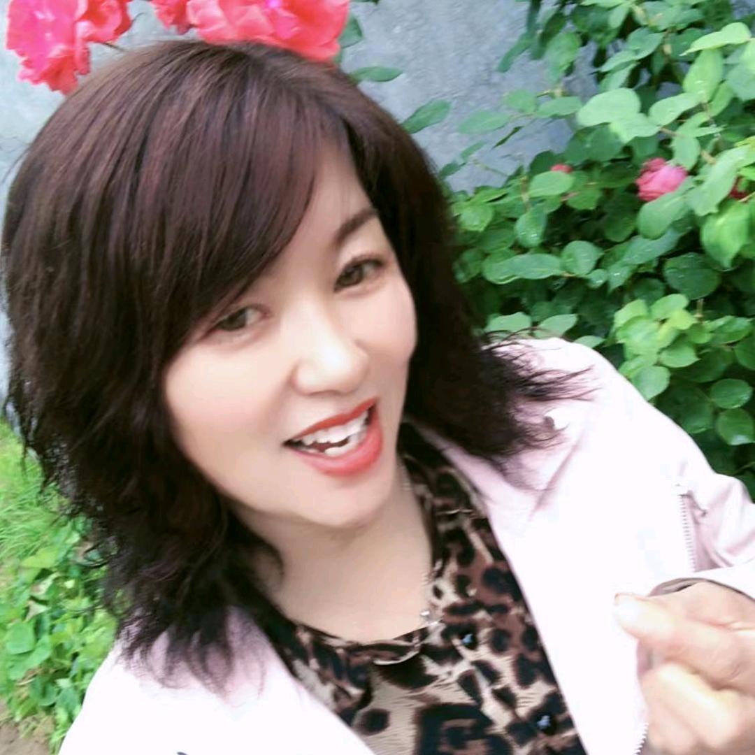 美美<<唱歌🎤>>
