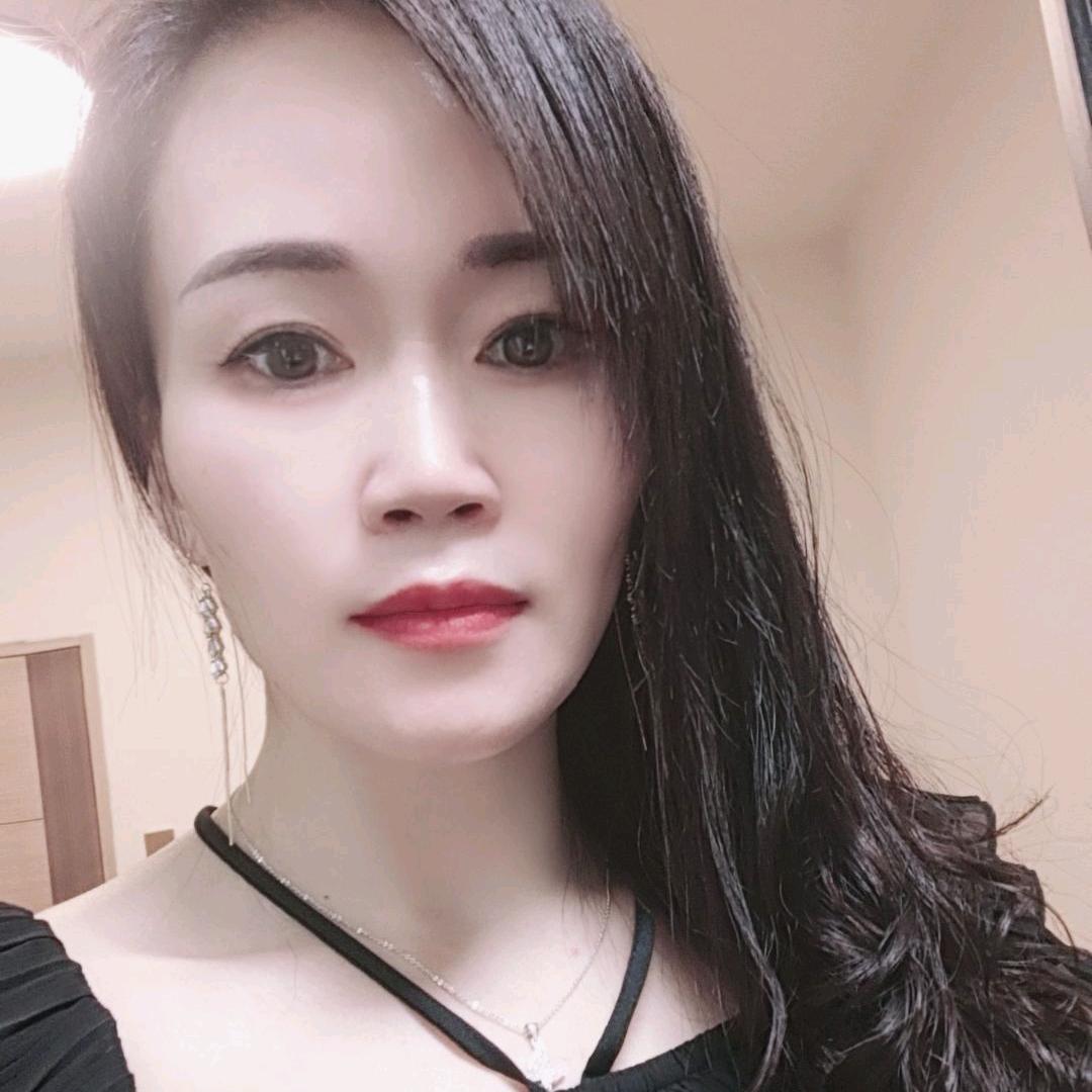 先敬罗衣后敬人