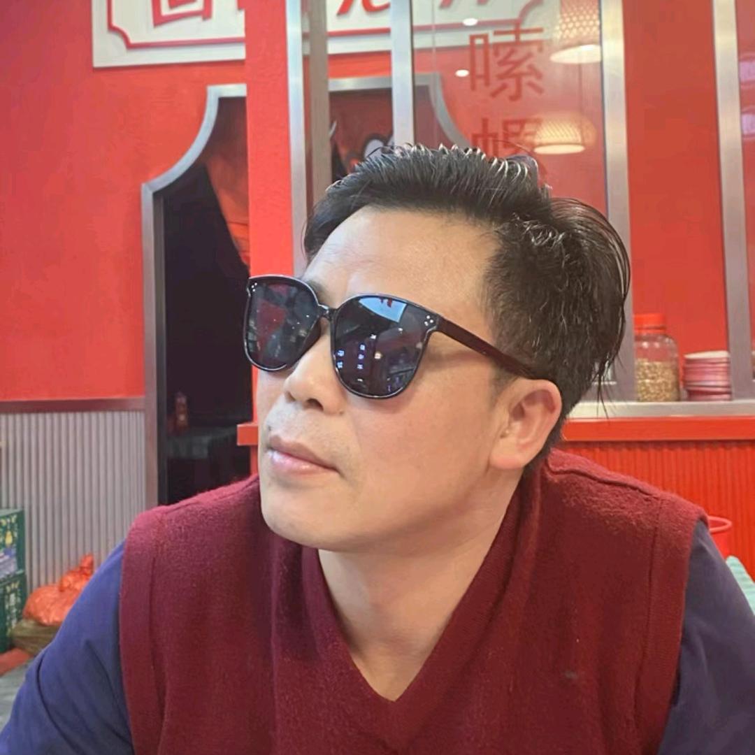 嗨咯!我是老李😁