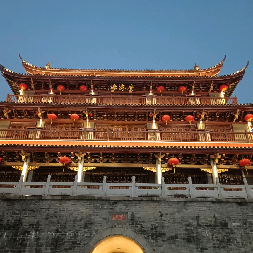 迷雾吹散了几遍