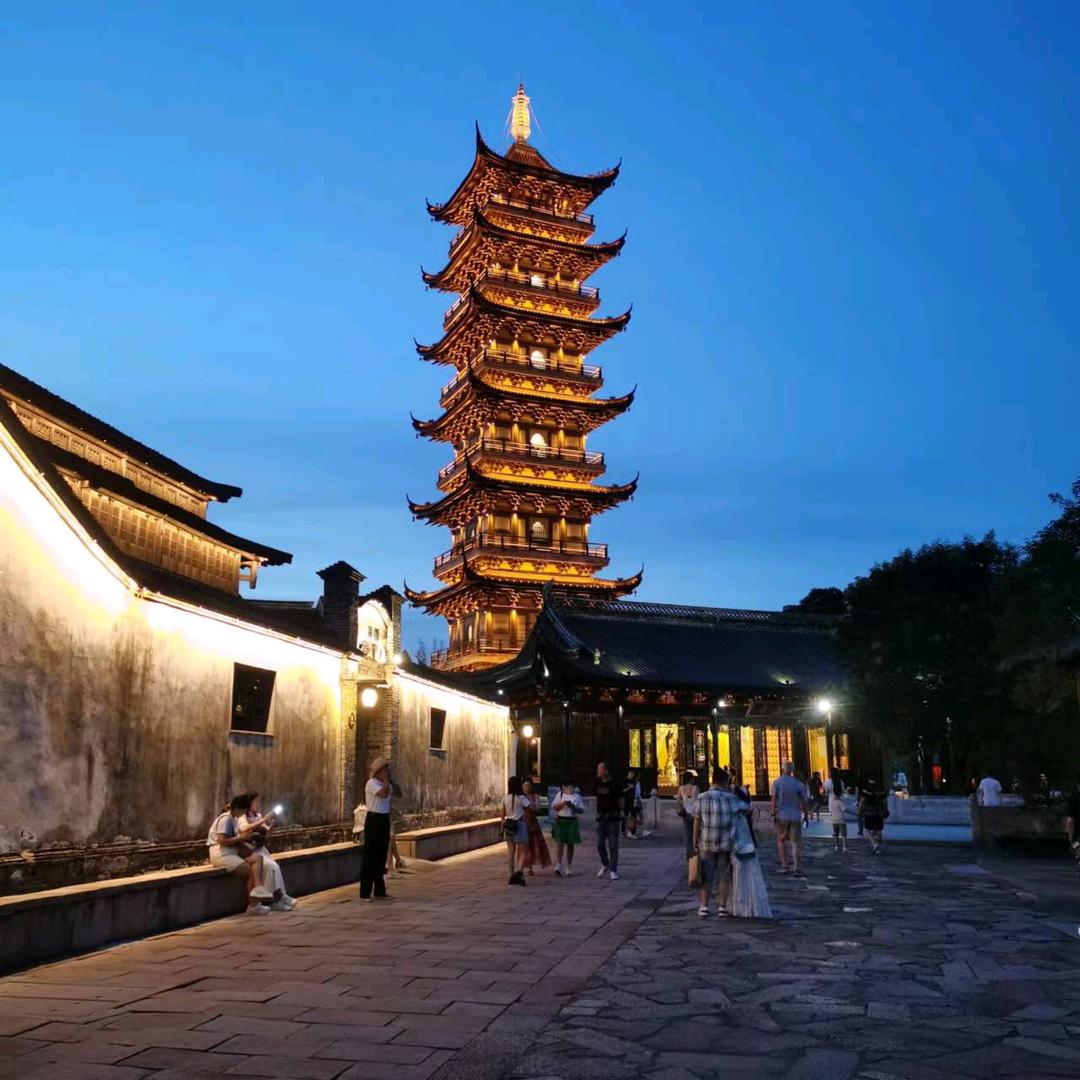 不要风雨要安逸