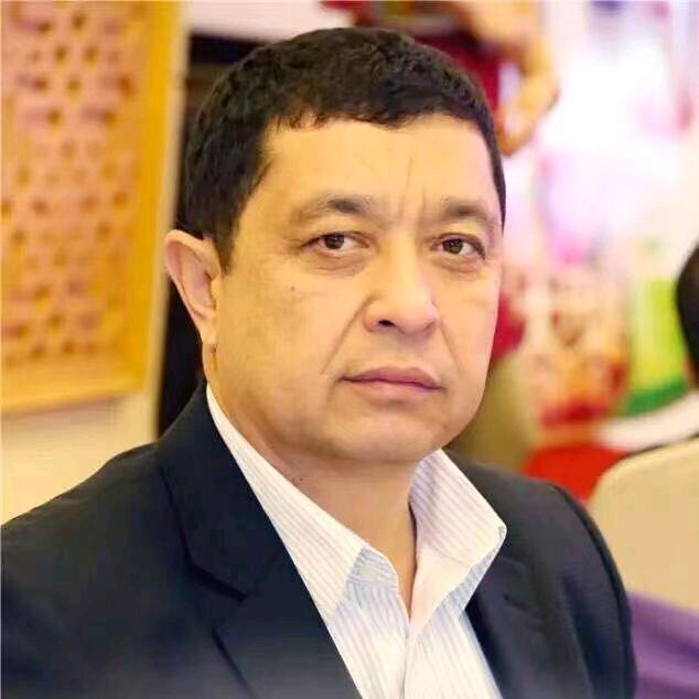 Lazzat莱再提公司董事长