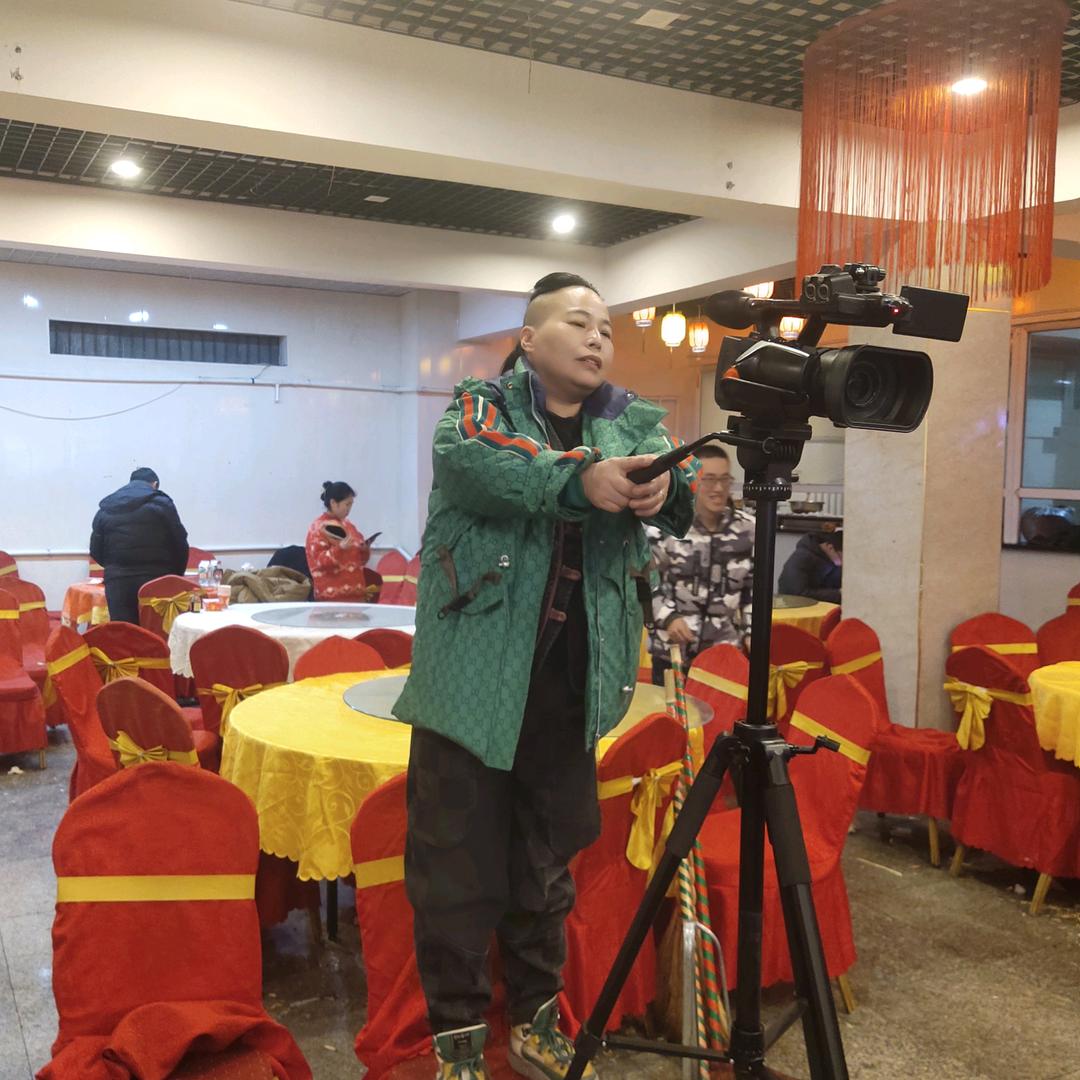 格格➕主持➕唱歌➕小丑➕媒婆➕婚礼全程策