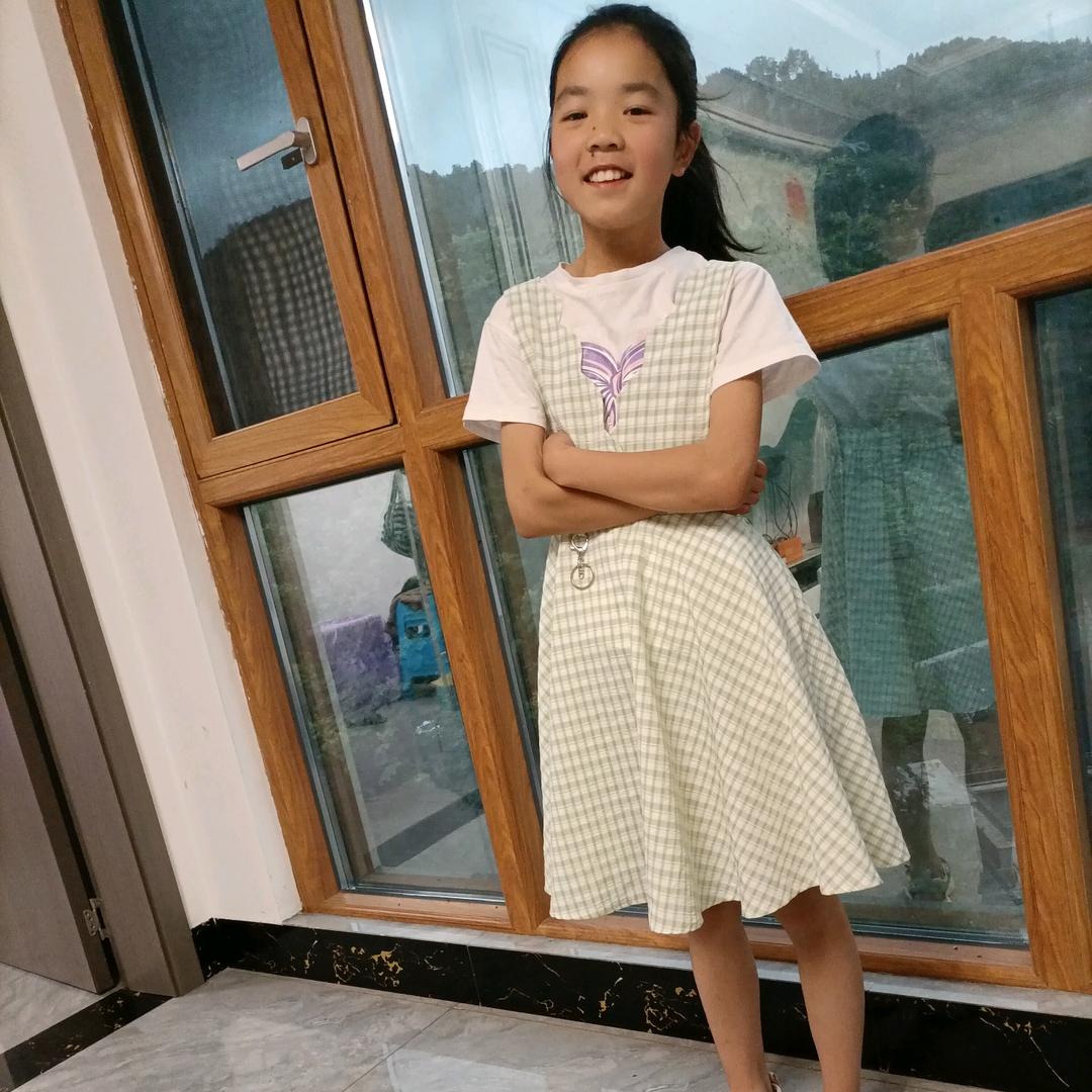 半颗糖🍬  甜到伤