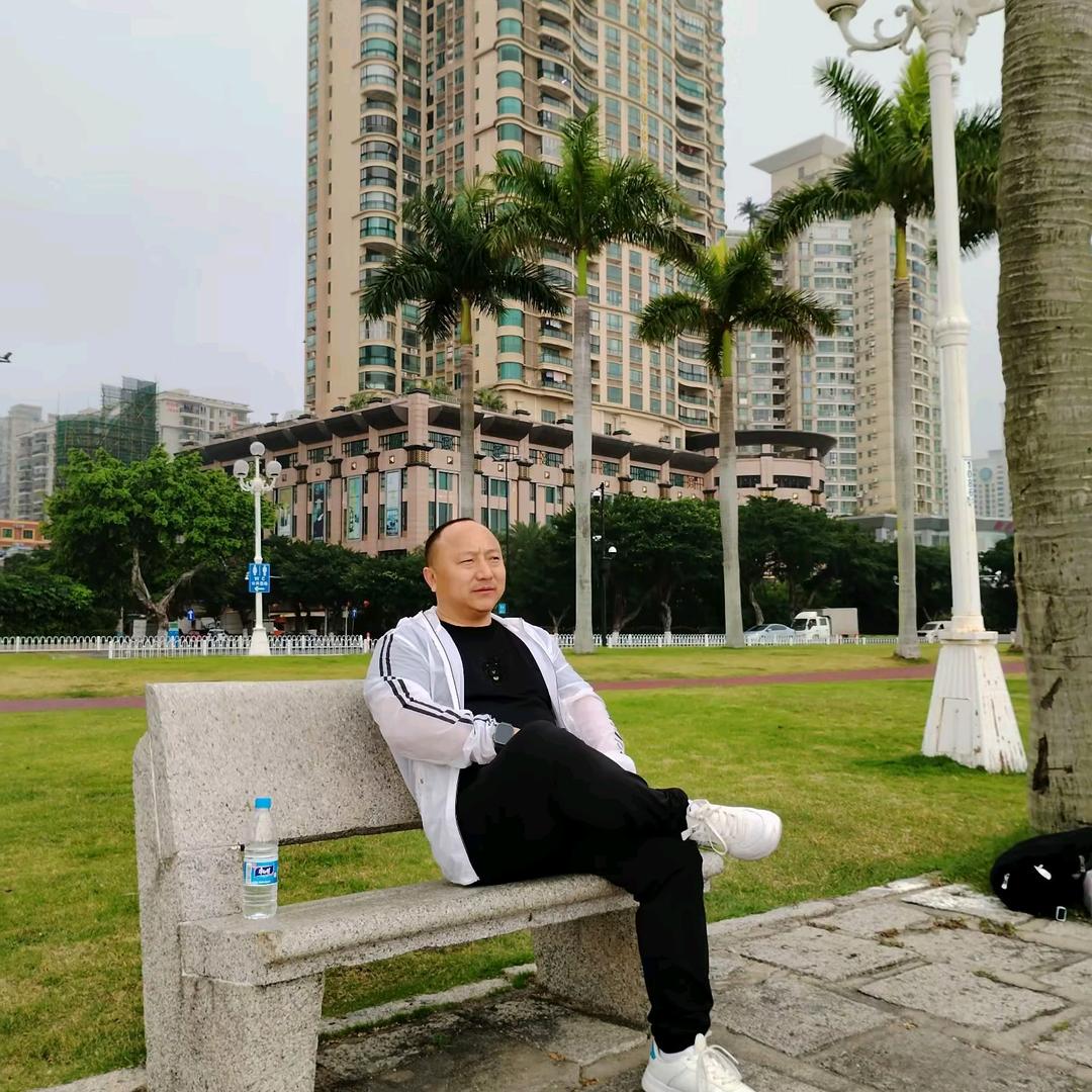 昌吉建国锁业 李建国