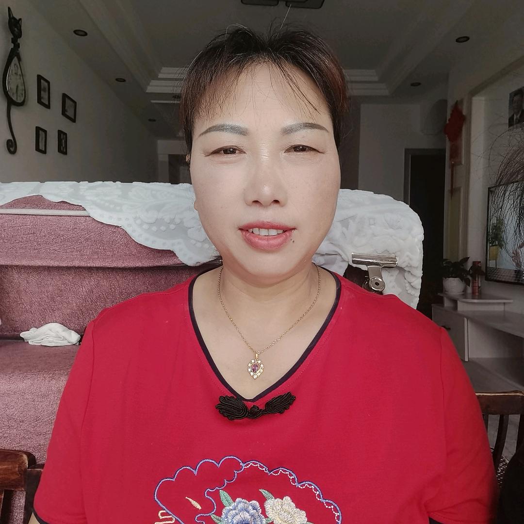 唐英馨