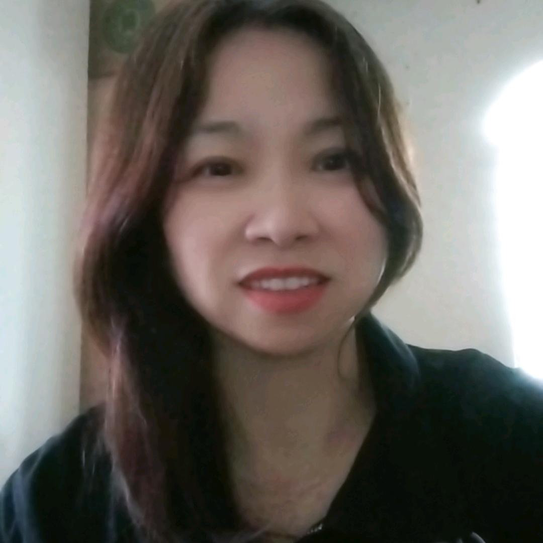 六妹来了。
